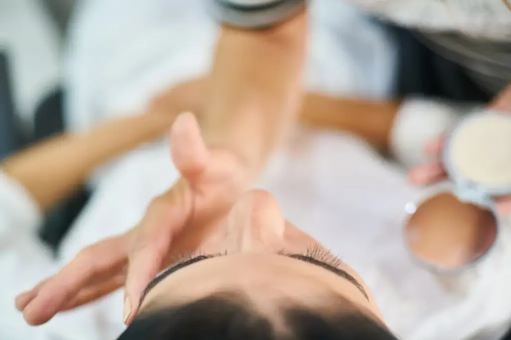 專櫃保養品指南：寵愛你的肌膚，喚醒美麗