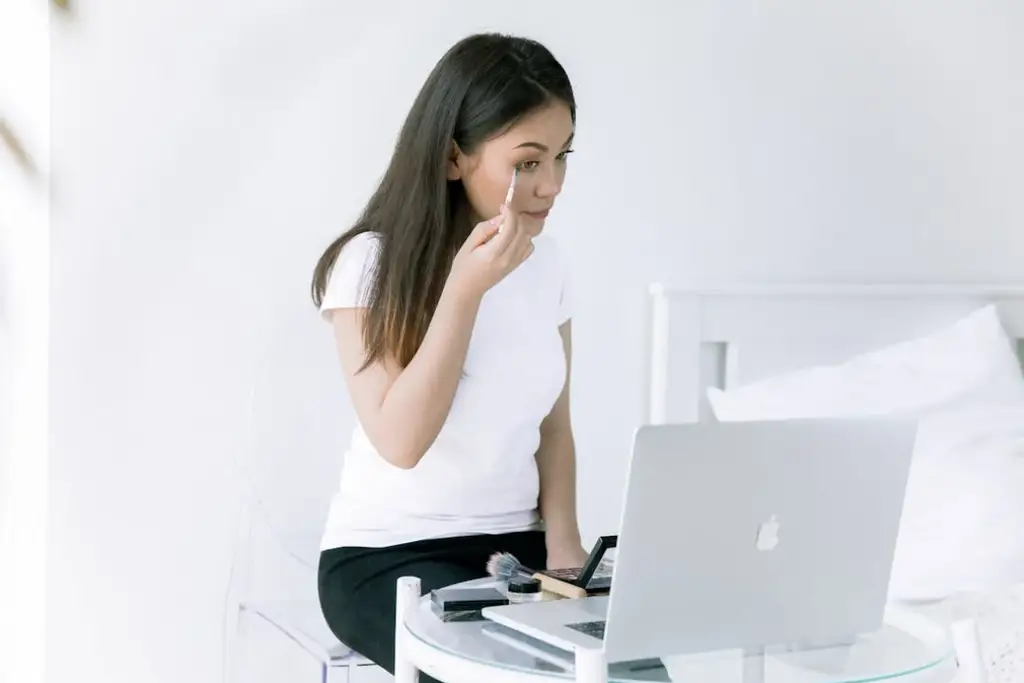 早晨起床，你的肌膚需要保濕嗎？